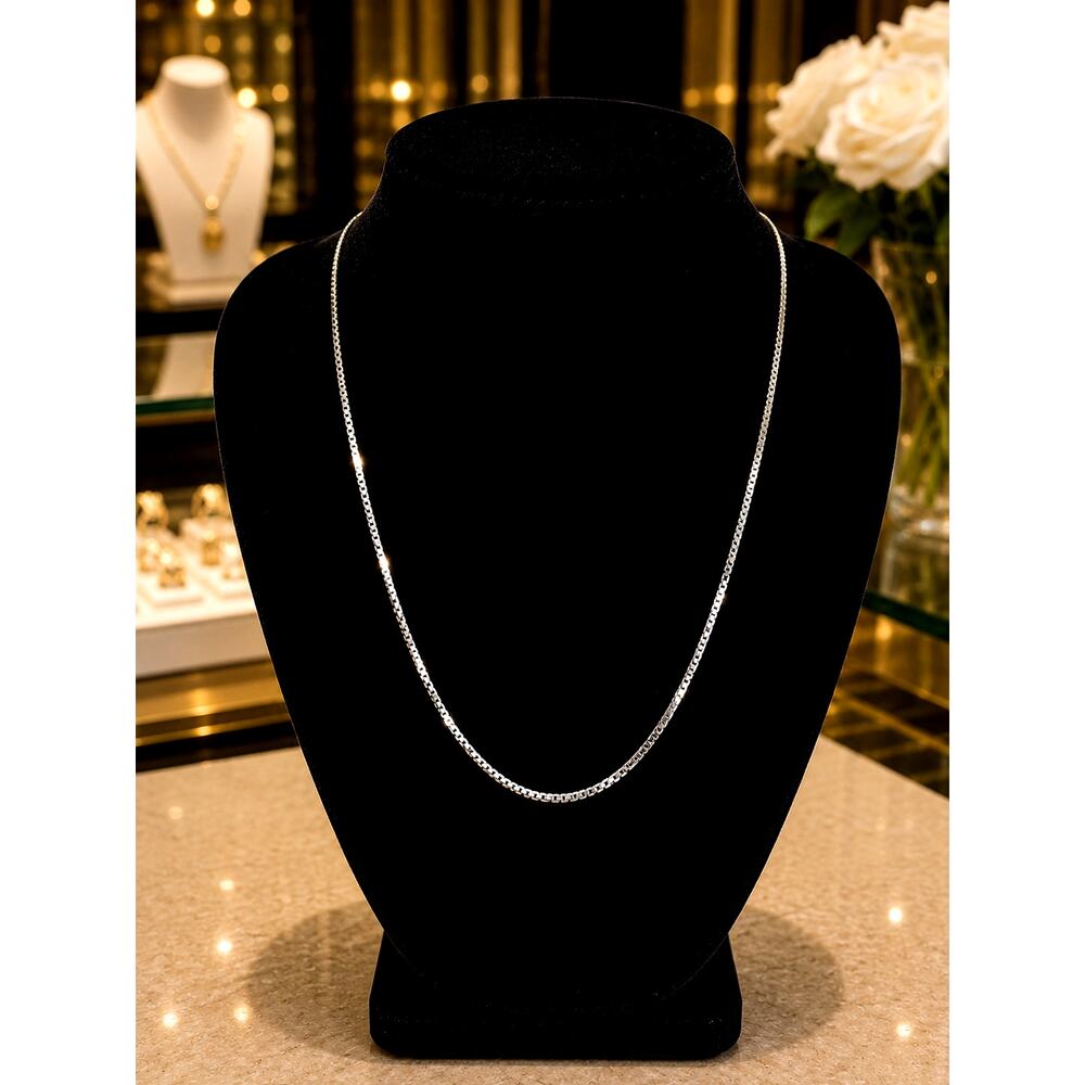 Vintage Danecraft 925 Sterling Silver Italy 30" Box Chain Necklace 9.52g